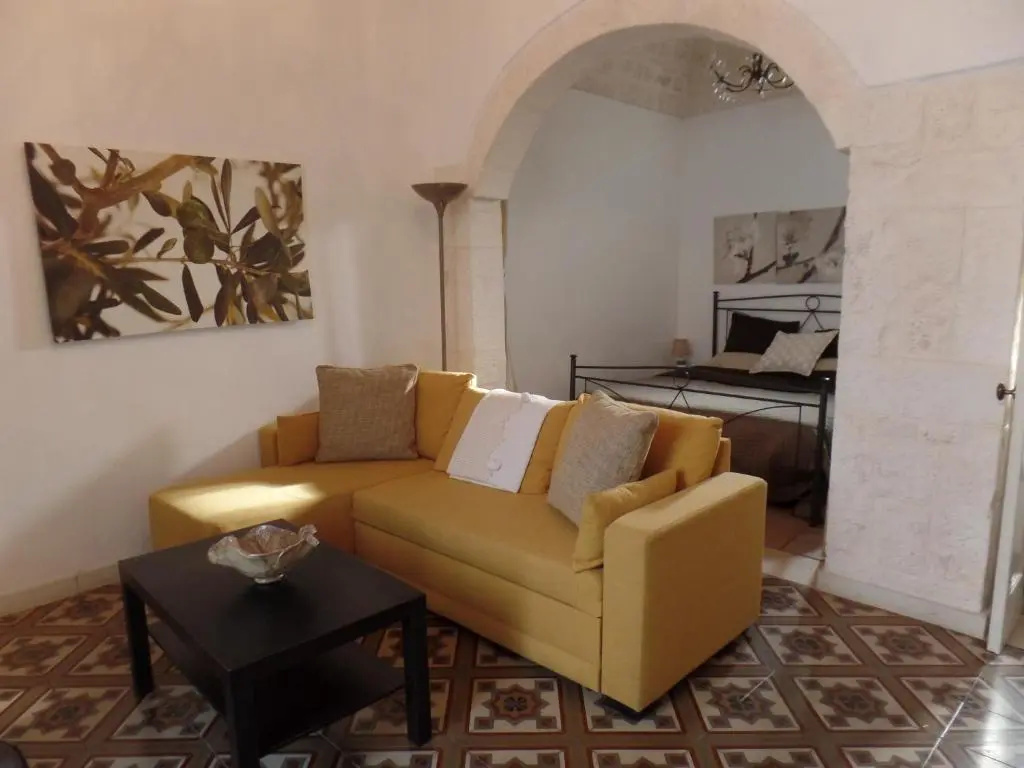 Casa Josephina - Three Level Stone Home With Balcony, 2 Roof Terraces & Sea Views