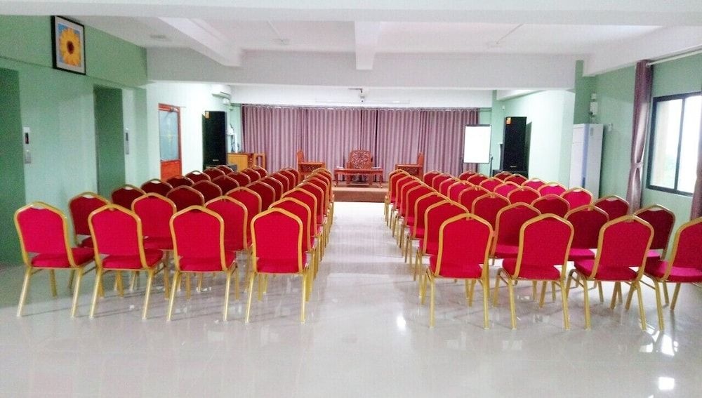 Sat Sun Hotel