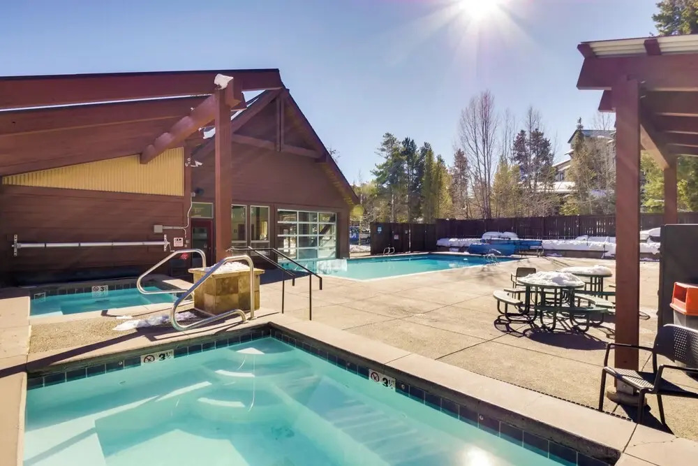 Walk to Chairlifts: Breck Condo w/ Private Patio