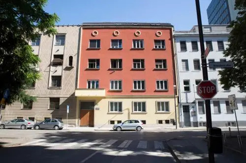 Taya apartment