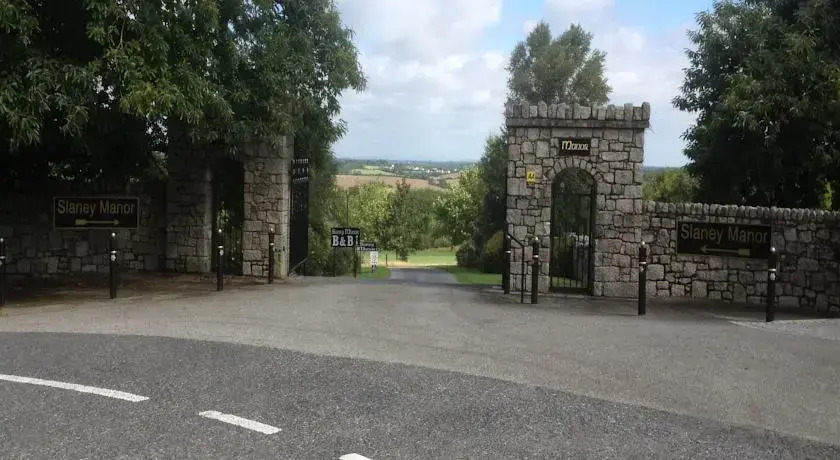 Slaney Manor