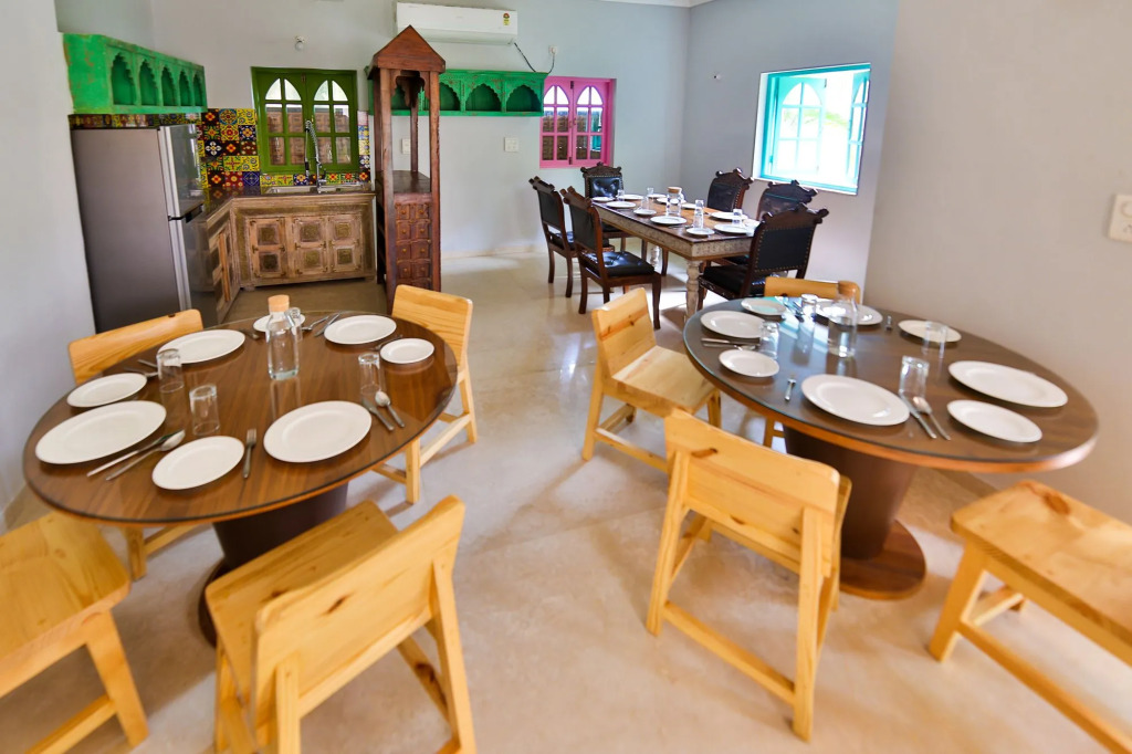 Amour Resort