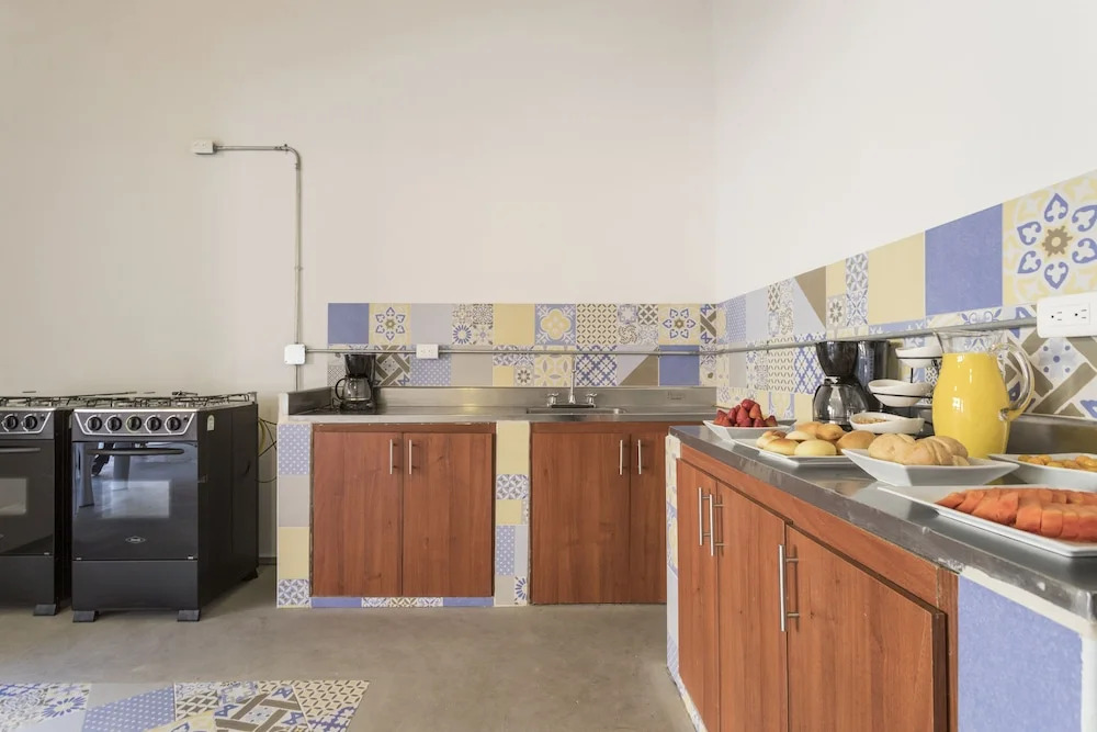 Gastón Coliving