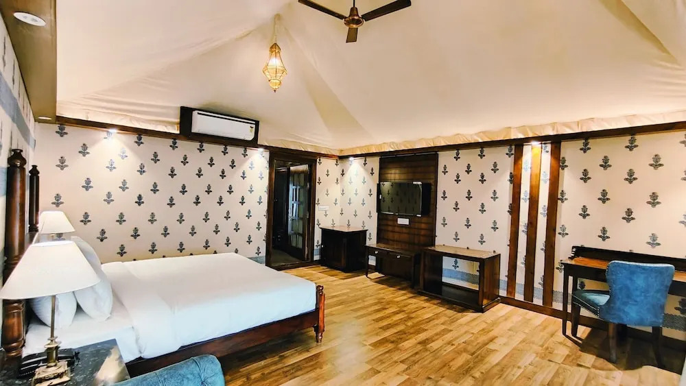 Luxe Stayz Signature Pushkar