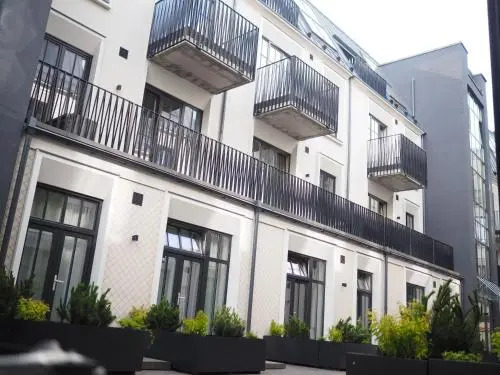 Garden Hill Apartments