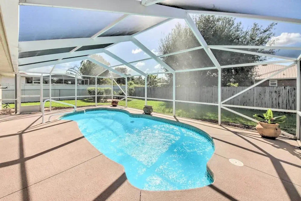 Pool & Fenced Yard: Sebring Retreat
