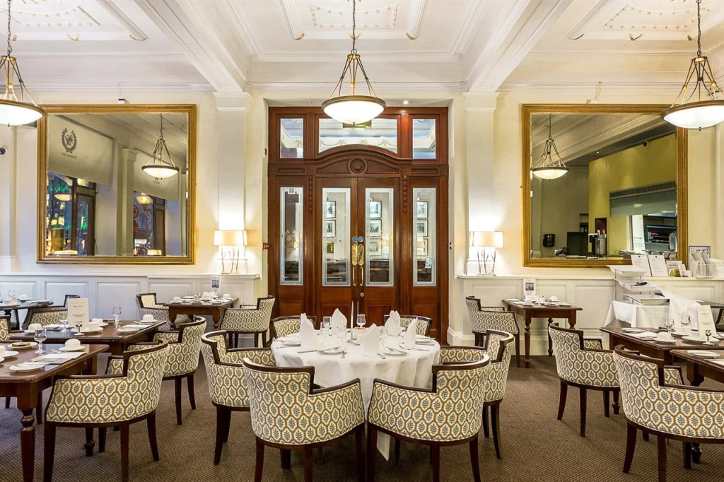 Wynns Hotel