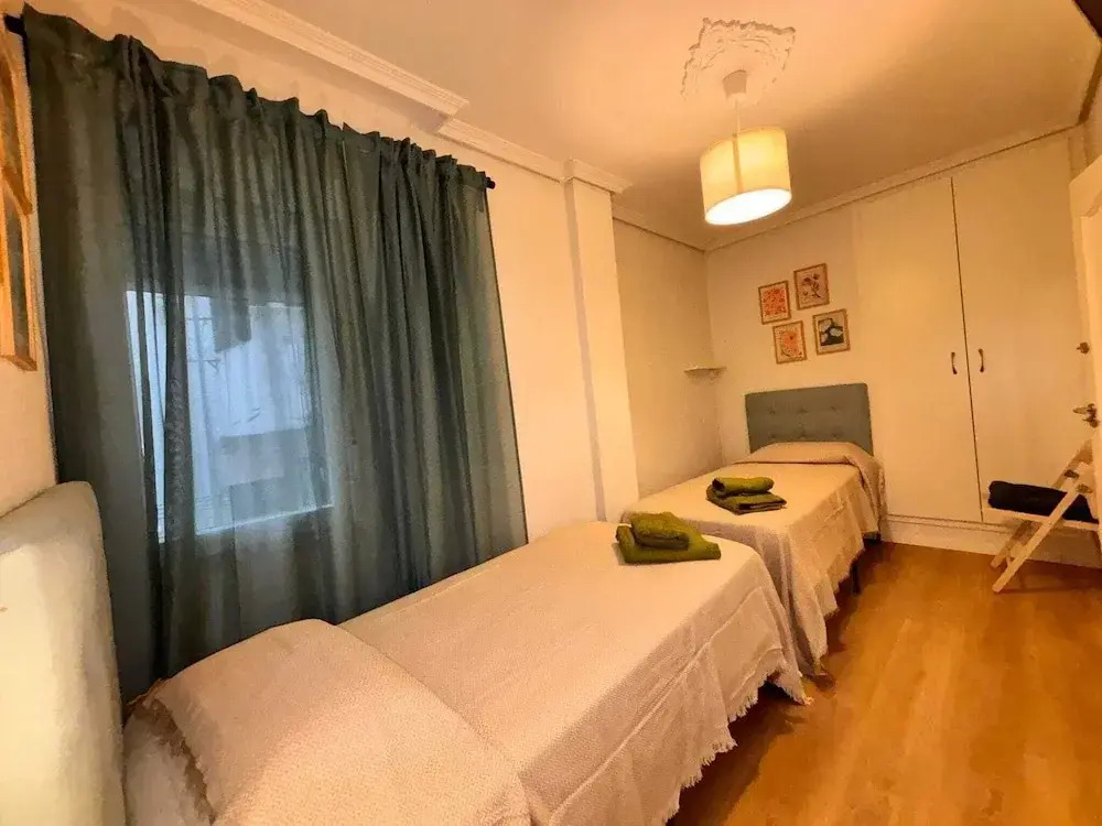 Rooms Carlos, next to Plaza Mayor
