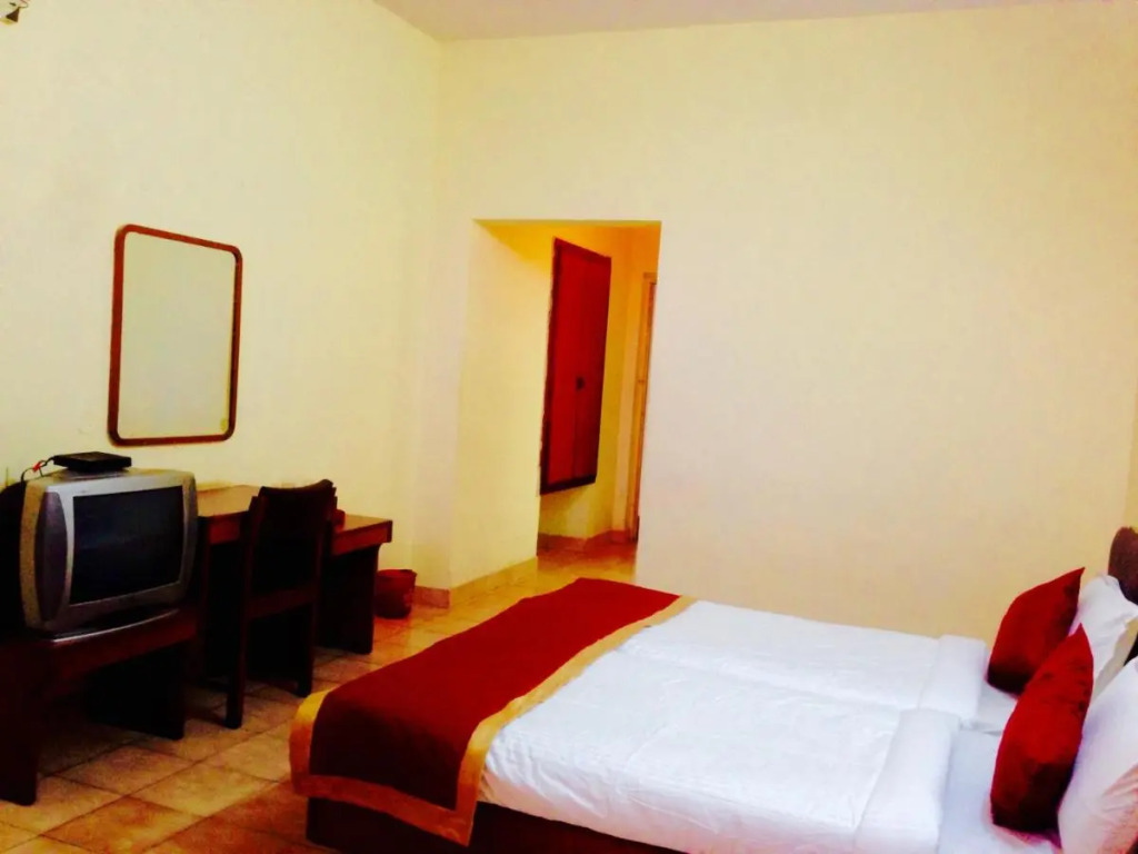 FabHotel Ranjit Residency - Secunderabad Station Exit, Secunderabad Railway Station