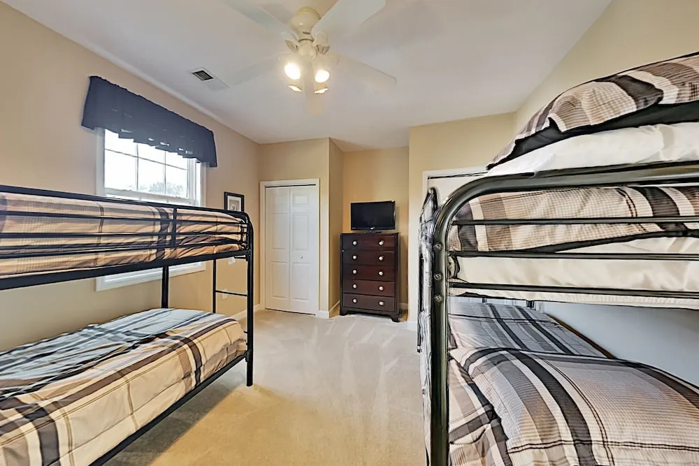 331catal 3 Bedroom Condo