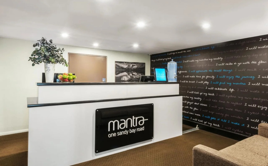 Mantra One Sandy Bay Road