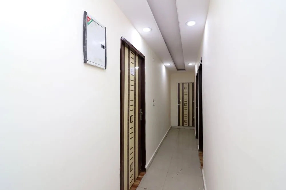 OYO 28331 Hotel Keshav-a Unit Of Ghaziabad Inn