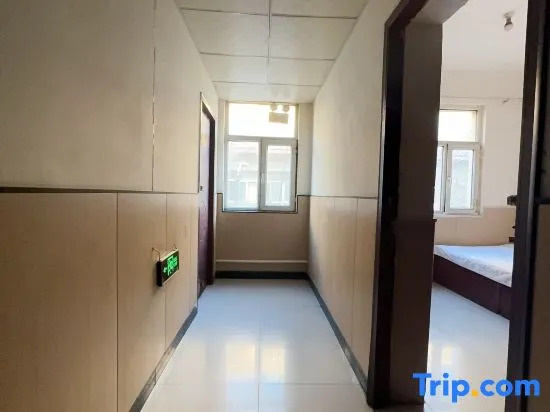 Urumqi Binyuan Express Hotel