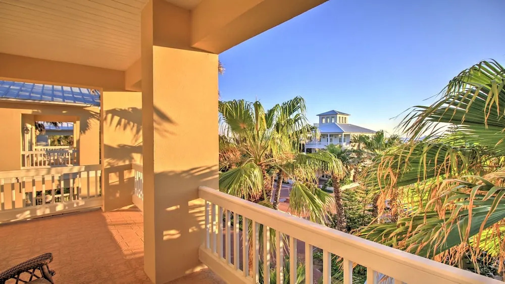 Manu Kai - Beachfront House With Private Pool And Hot Tub 6 Bedroom Home by RedAwning