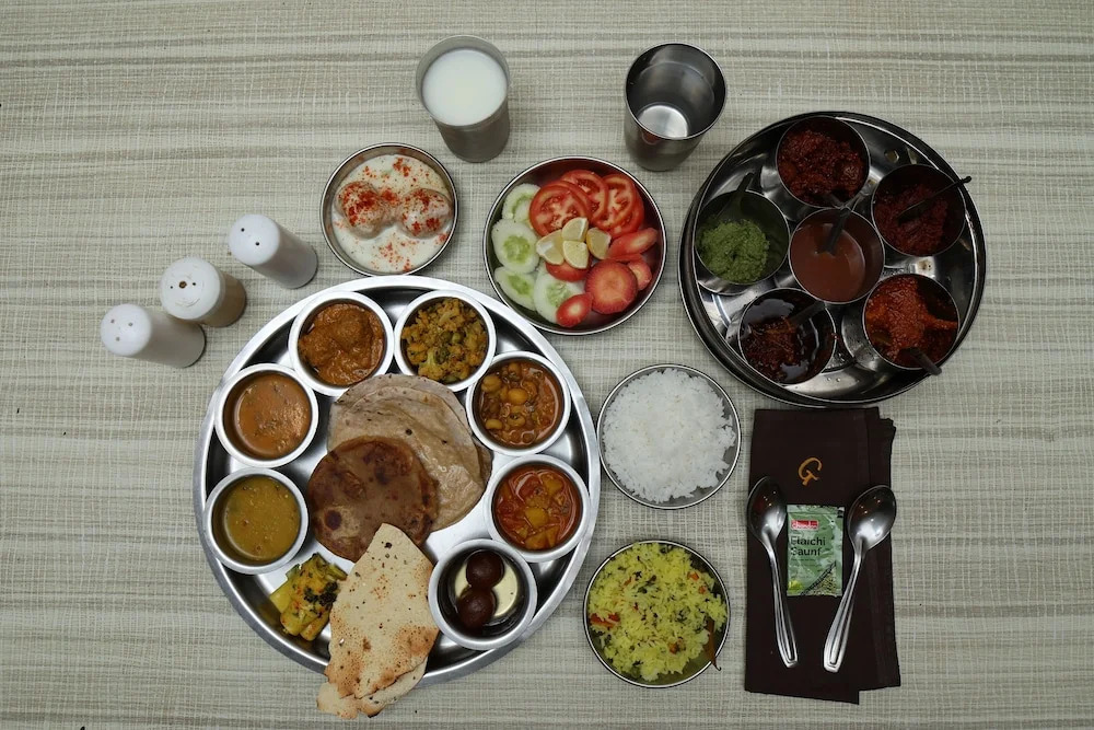 Gujarat Bhavan Hotel