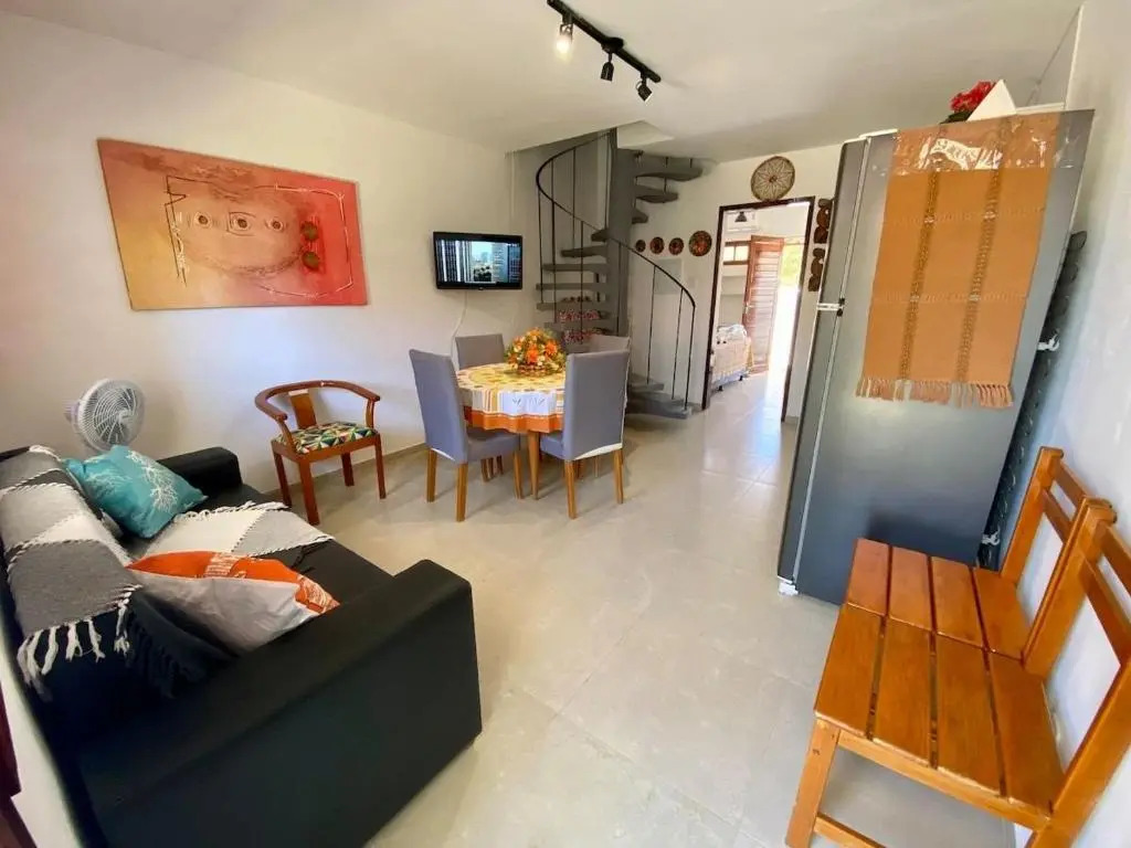 Casa duplex, com 3/4, na Praia do Francês/AL
