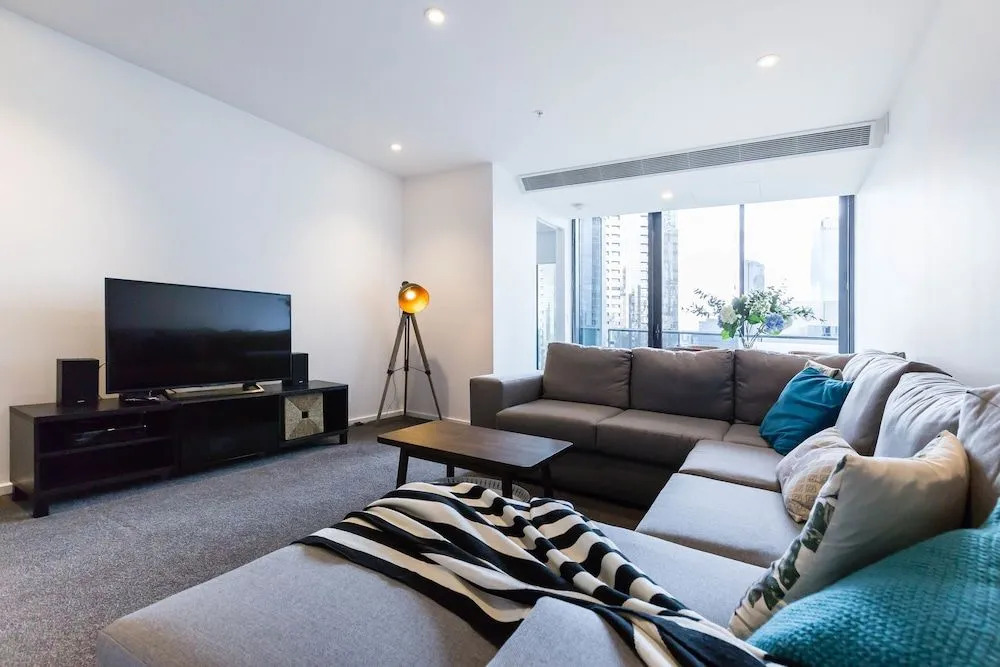 SONYA, 2BDR Southbank Apartment