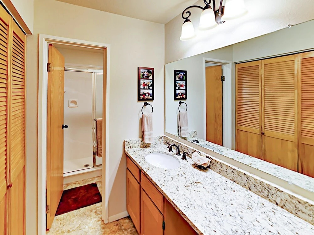 3754 Navajo Trail Townhouse Unit 80 - 4 Br townhouse by RedAwning