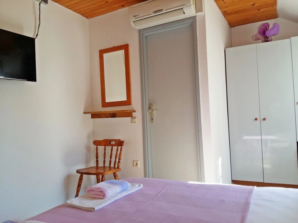 Apartments Karacic