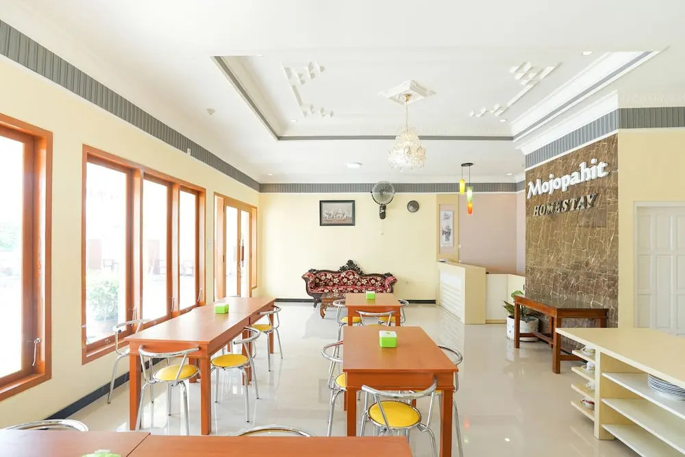 Majapahit Homestay Syariah 1 by Oyo Rooms