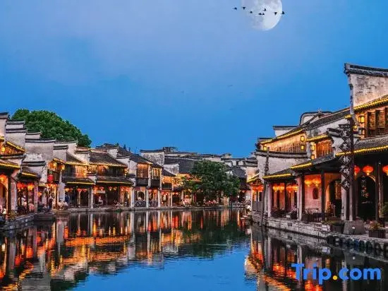 Kaitai Jingxi · WARM AND FRIENDLY