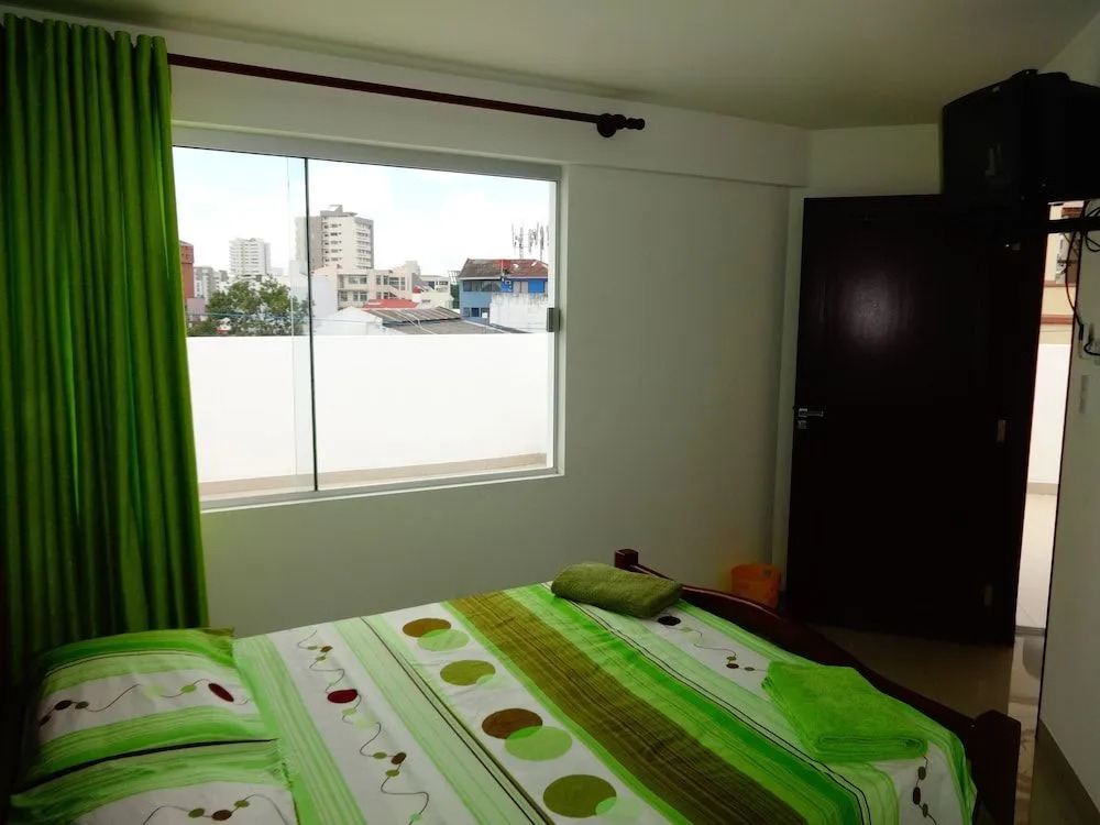 Backpackers Bar&Suites