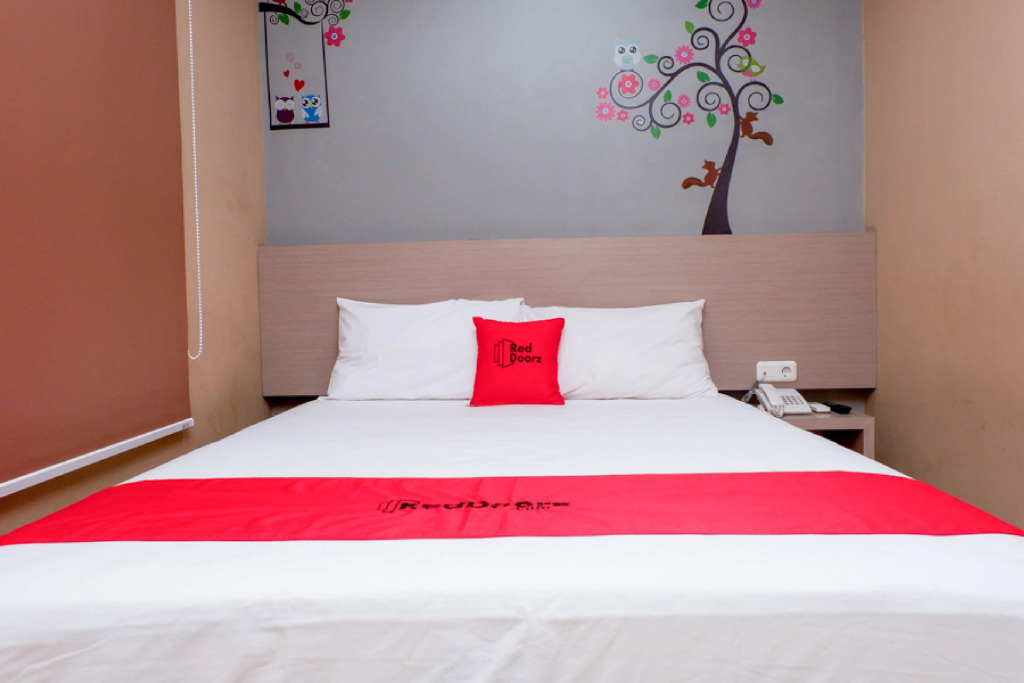 RedDoorz near Java Supermall Semarang