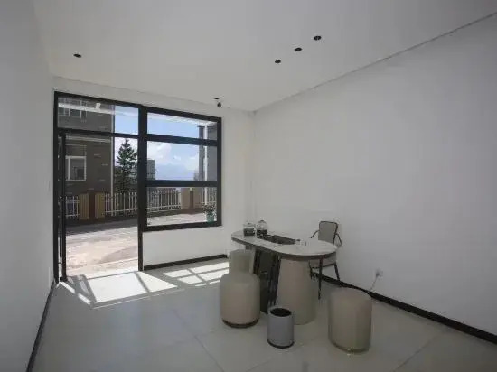 Serenly Bright Moon | 270° Sea View Resort and Observation Boutique Guesthouse (Dali Erhai Store