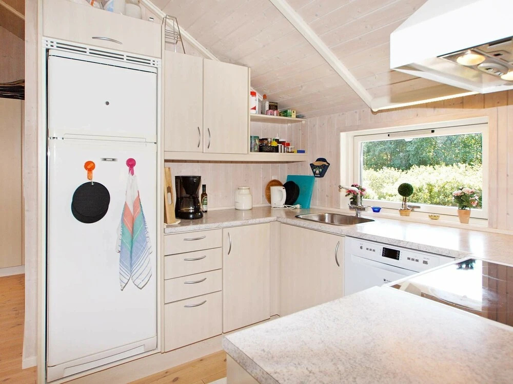 Cosy Holiday Home in Hemmet Near Sea