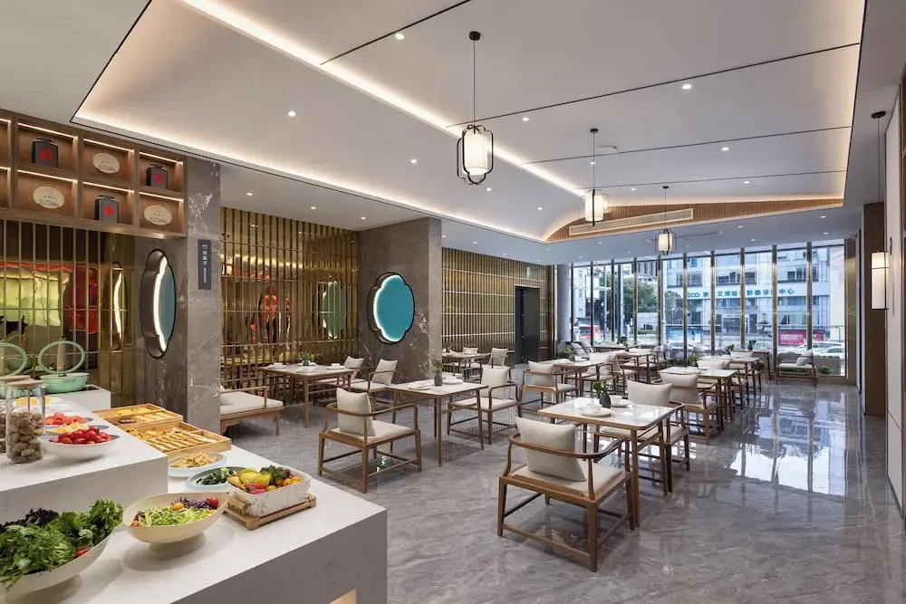 Moshang Hotel Ramus Lacus Occidentalis