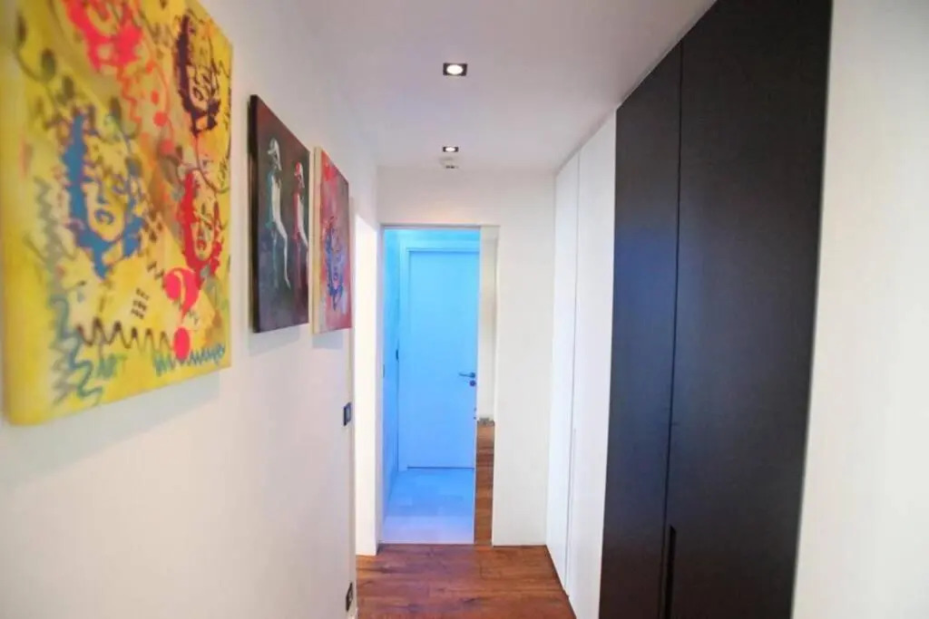 George Apartment in Neuilly