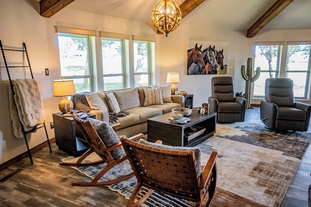 2 Mi to Winter Park & Alto Lake! Family Retreat