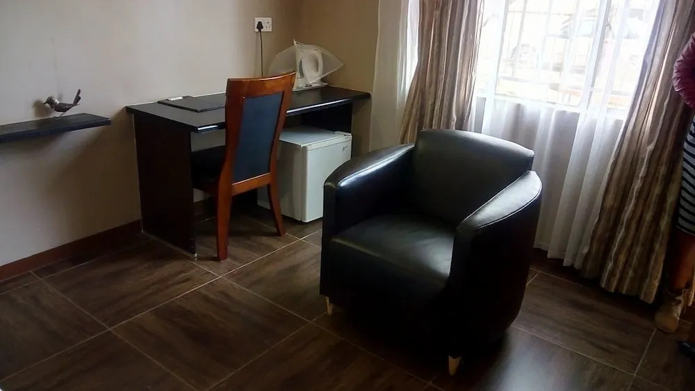 Thulamela Guest House Mahalapye