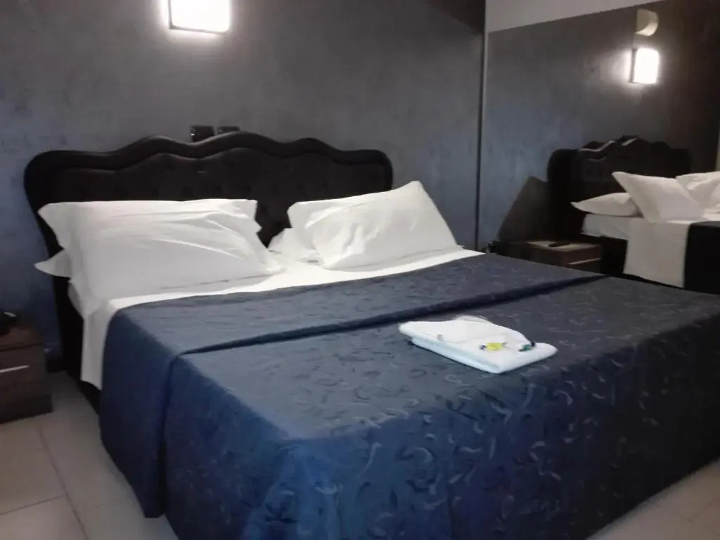 Hotel Motel Est