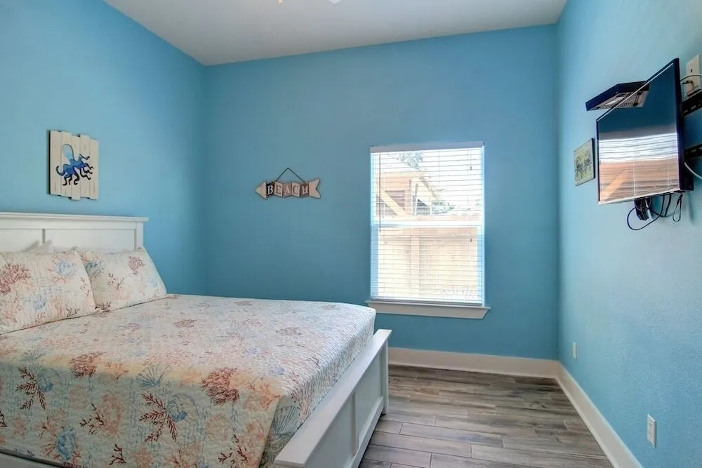 Coral - 2 Br Apts