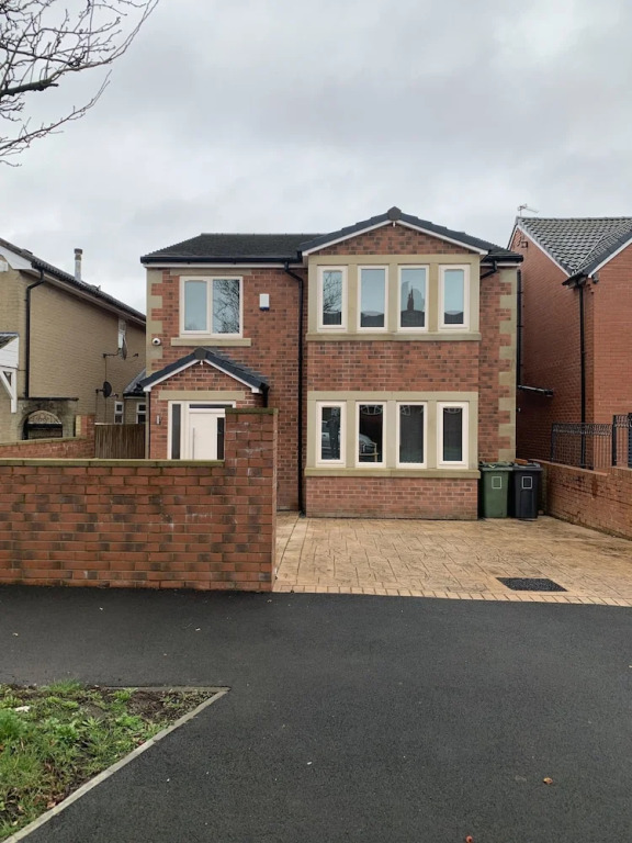 New Build 4 bed Det House in Yorkshire Nr Leeds
