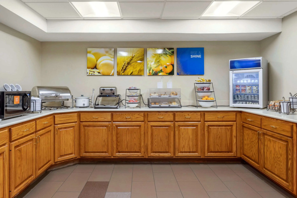 Comfort Inn & Suites Little Rock Airport