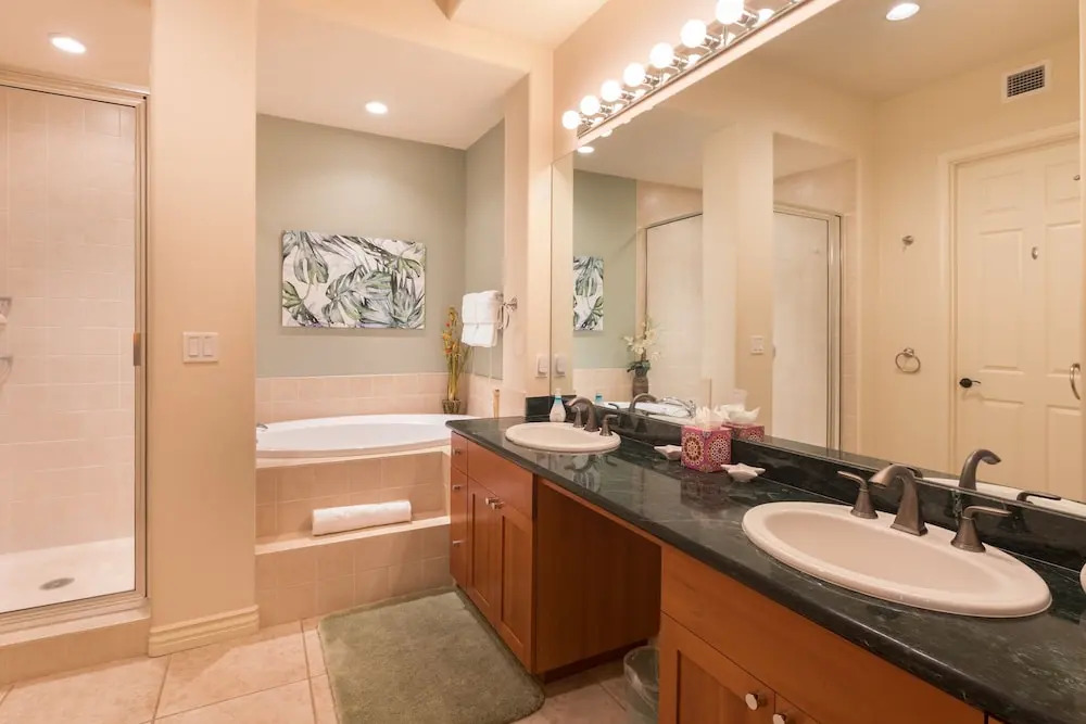 Hale Kaimana - 3 Br Condo
