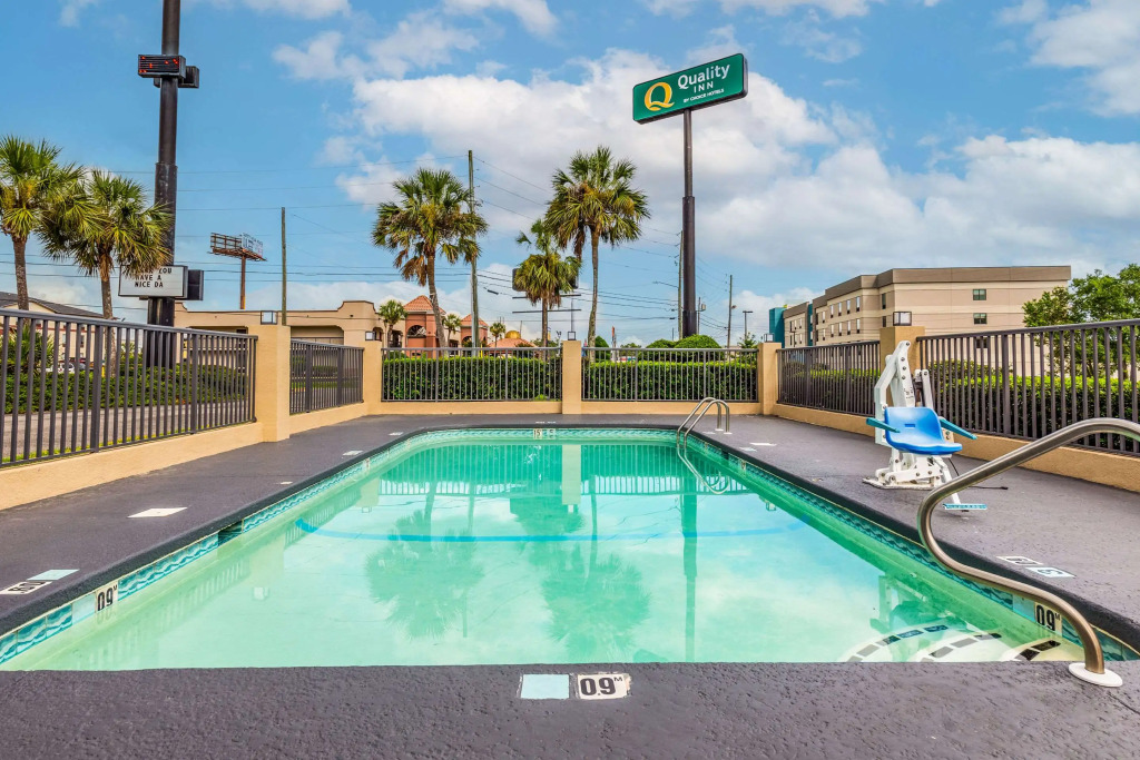 Quality Inn Mobile West Tillmans Corner