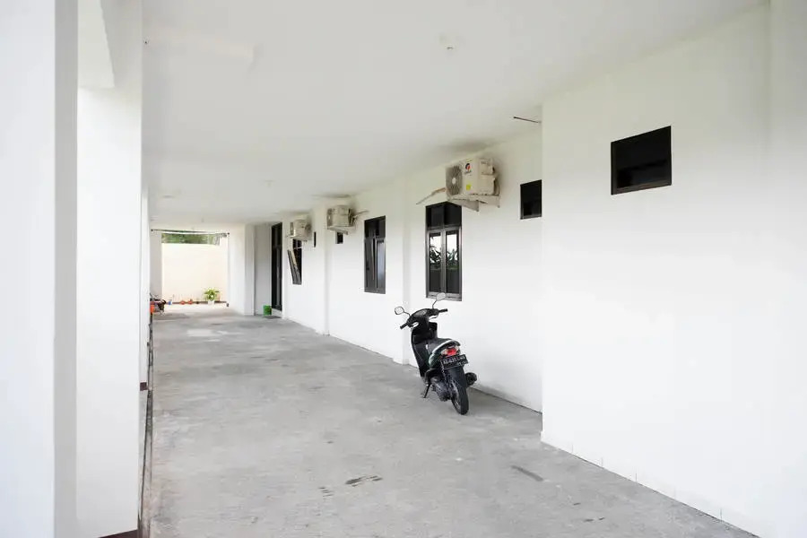 RedDoorz Syariah near Universitas Jenderal Soedirman 2