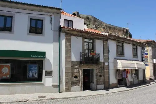 Quartos em vivenda serra da Estrela