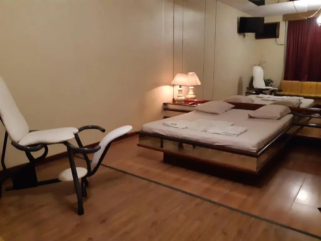 Hotel Paraguai (Только для взрослых)