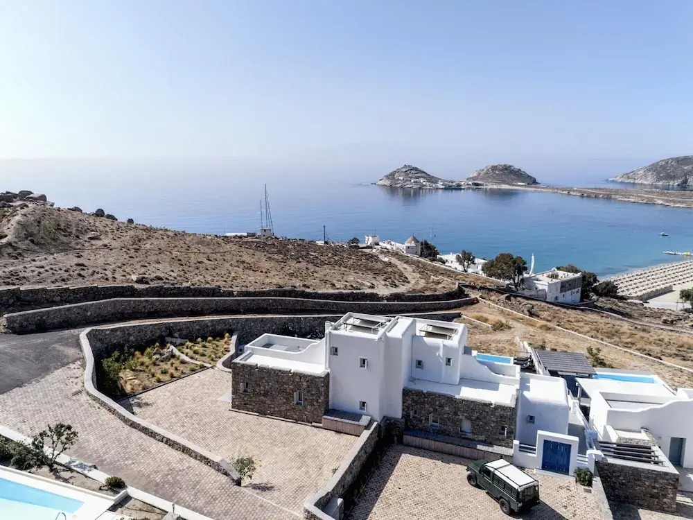Villa Lydia with stunning view, by Red Windmill Villas