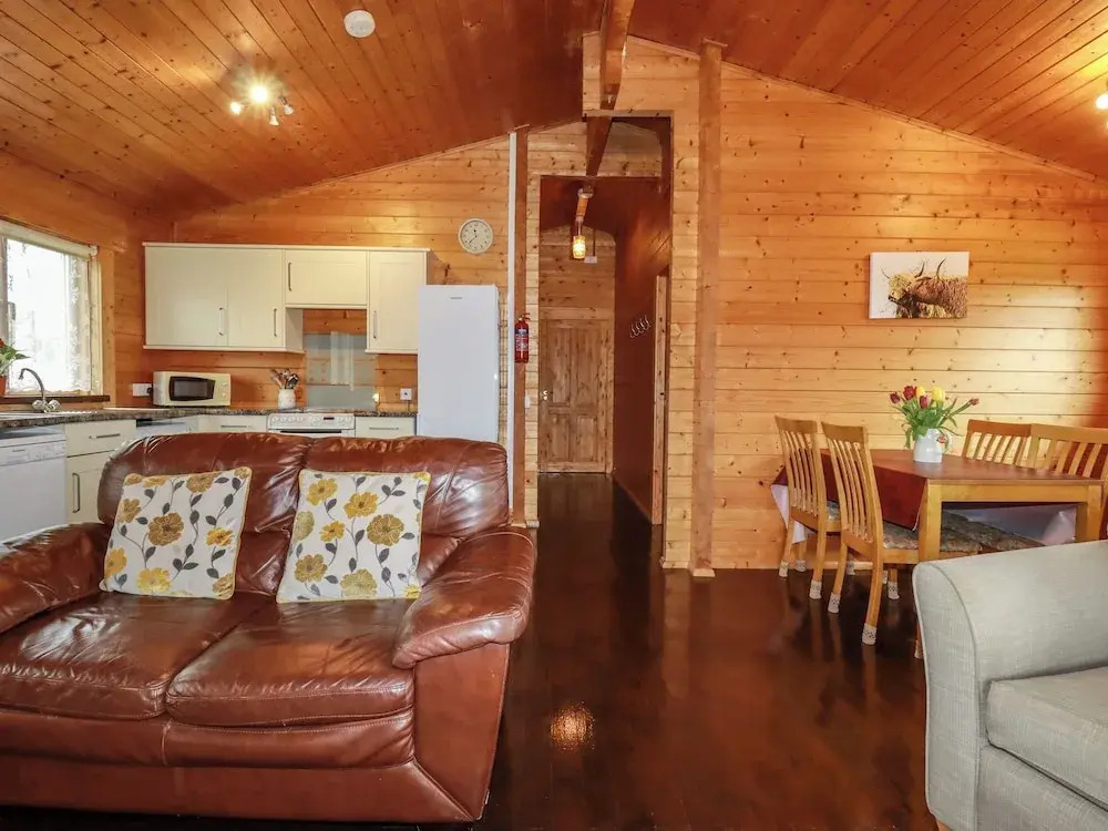 Cedar Lodge