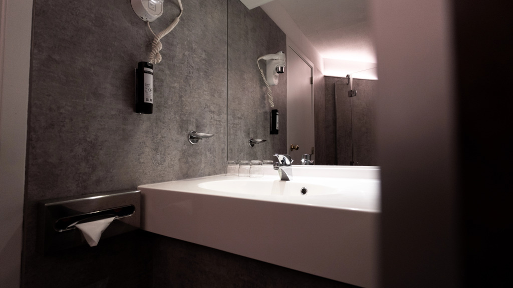 B&B HOTEL Mons Centre