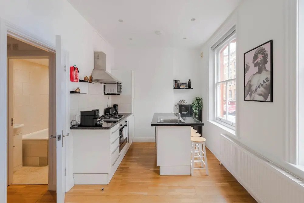 Dionysus Den - Fitzrovia - by Frankie Says