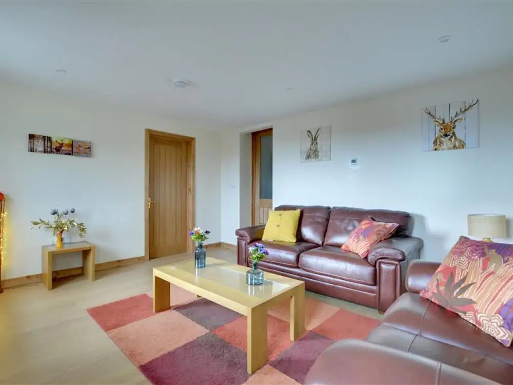 Quaint Holiday Home in Boughton Lees With Garden