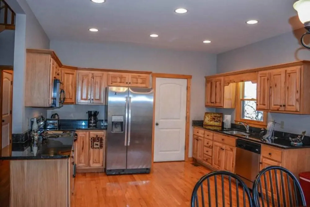 Riversong - Beautiful Cabin Located on Coosawattee River Game Room and Hot tub