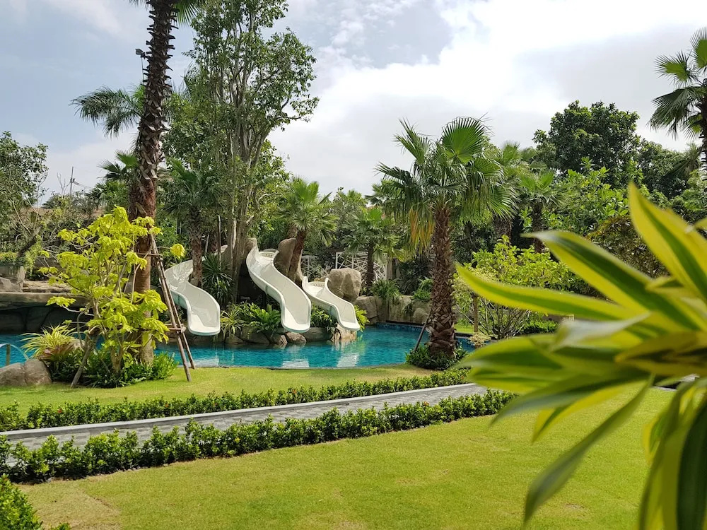 Riviera 1BR Sea View B1608