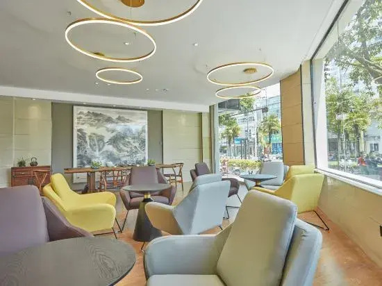 Shiji Xinghe Hotel (Huangshan Tunxi Old Street)